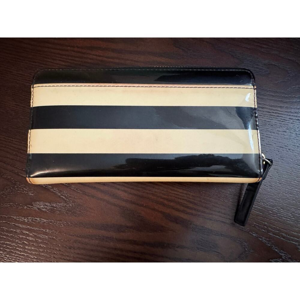Kate Spade Penn Valley Neda Striped Black Ivory Zip Around Wallet - Picture 2 of 10
